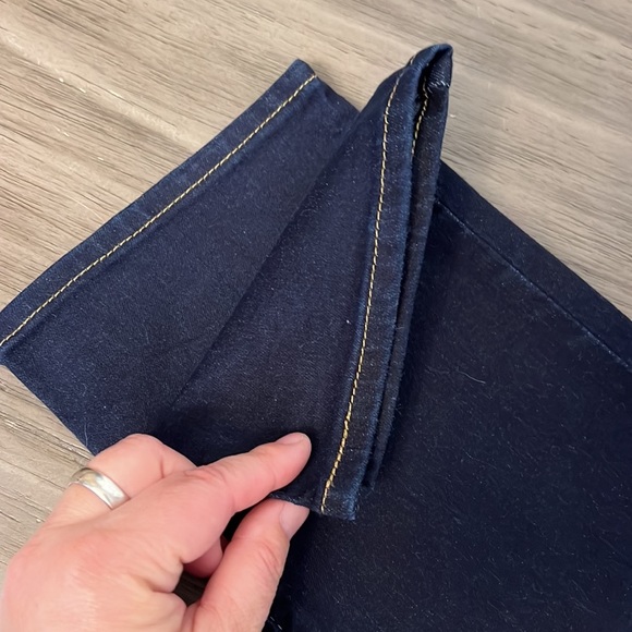 LEVIS HIGH RISE STRAIGHT WOMENS DARK WASH JEANS 26 - Picture 5 of 12